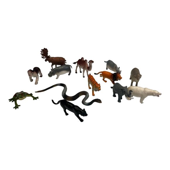 Vintage Unbranded Wild Safari Wildlife Lot of 13 Figures - Picture 1 of 4